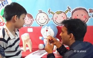 4 name these teeth... activity at an exhibition