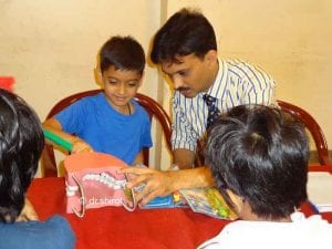 summer camp teaching brushing method